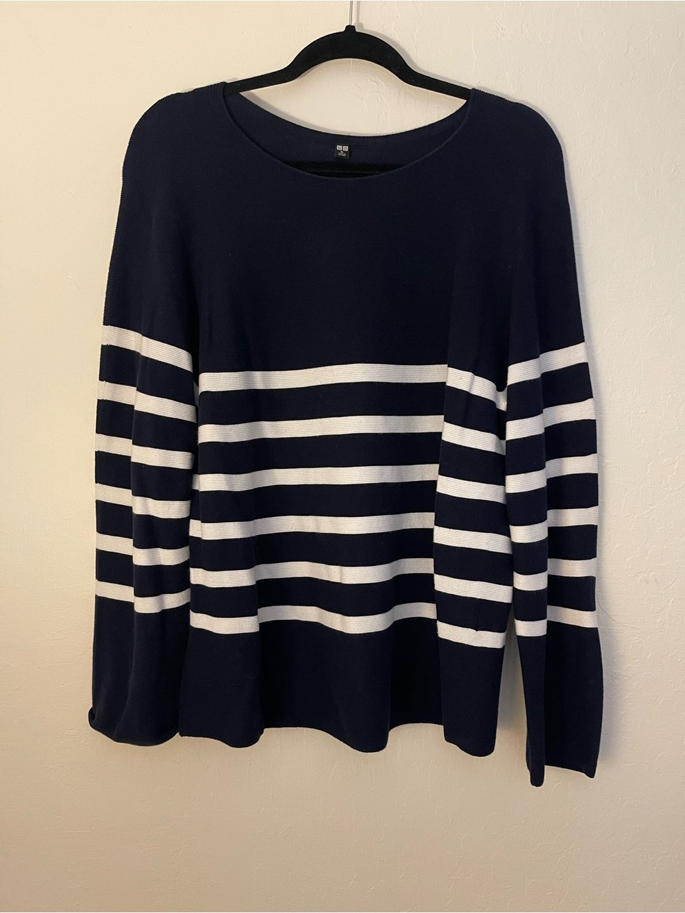 Uniqlo Navy and White Striped Crewneck Sweater